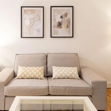 Cute And Comfy By Cisan Apartment *